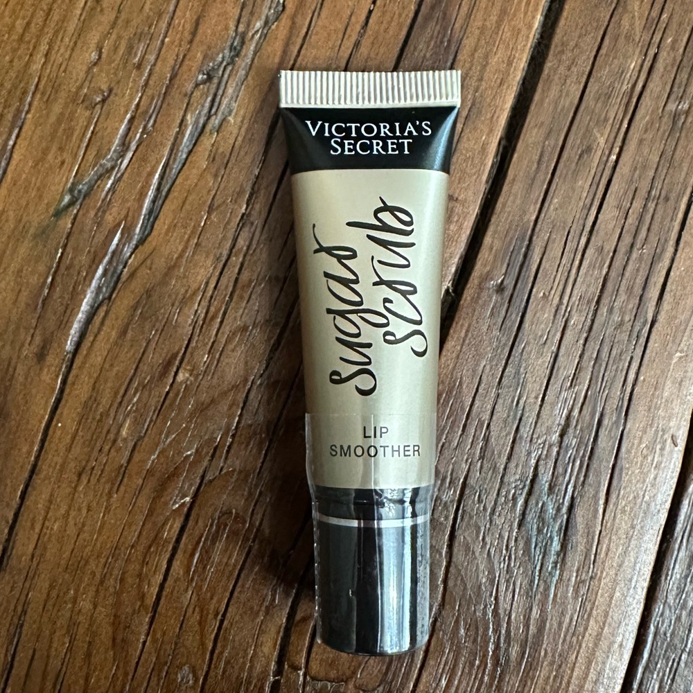 Victoria’s Secret Sugar Scrub Lip Smoother